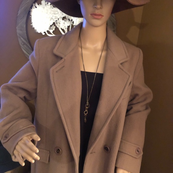 Vintage 1960 Wool Camel Coat - Picture 3 of 15